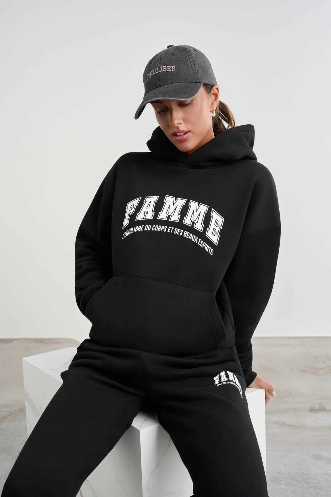Équilibre Oversized Hoodie - for dame - Famme - Hoodie