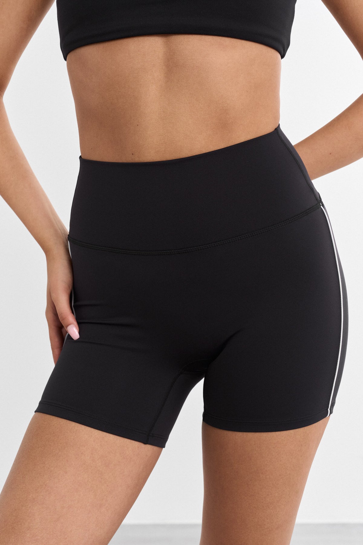 Softy Contrast Shorts